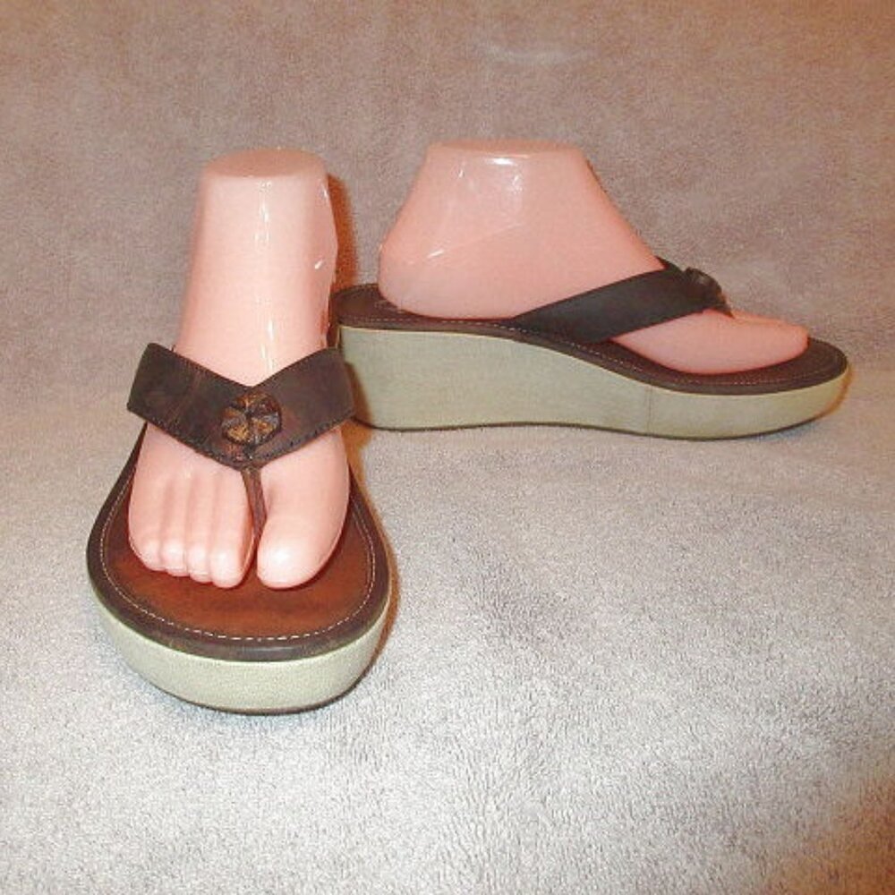 Olukai Melia Leather Sandals Womens 10 Flip Flops Platform Wedge Slip On Beach
